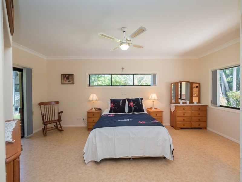 2 Koro Court, Dundowran Beach QLD 4655