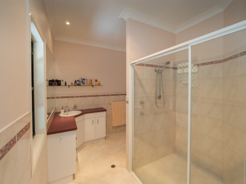 2 Koro Court, Dundowran Beach QLD 4655