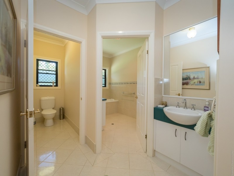 2 Koro Court, Dundowran Beach QLD 4655