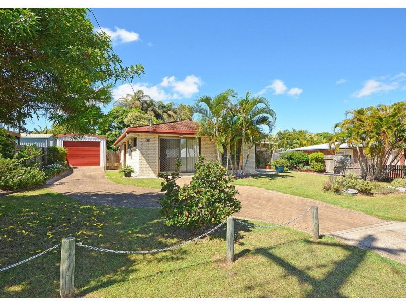733 Boat Harbour Drive, Urangan QLD 4655