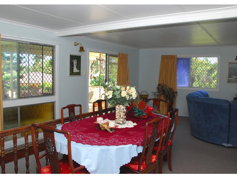 74-76 Honiton St, Torquay, Torquay QLD 4655