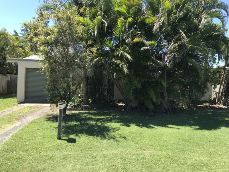 102 Elizabeth Street, Urangan QLD 4655