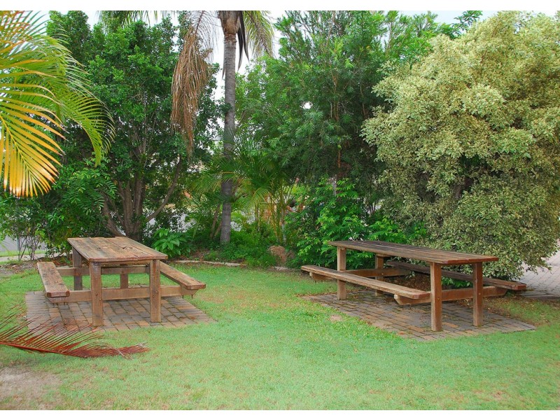 4/99 Cypress Street, Torquay QLD 4655