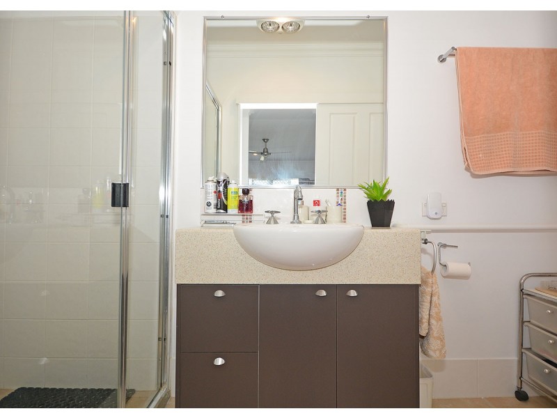 15 Colyton Street, Torquay QLD 4655