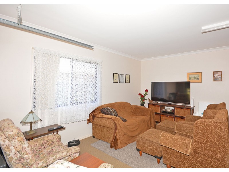 15 Colyton Street, Torquay QLD 4655