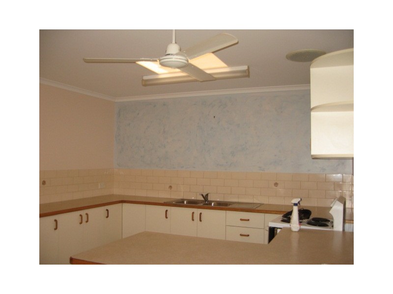 1/11 Newhaven Street, Pialba QLD 4655