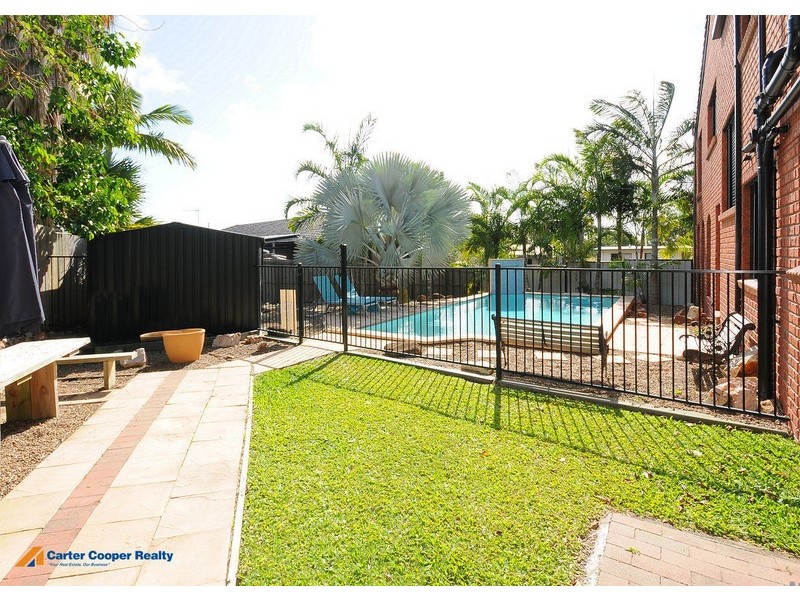 8 Jacaranda Drive, Torquay QLD 4655