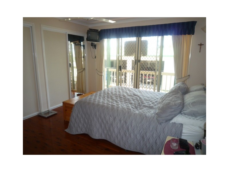 85 Christensen Street, Urraween QLD 4655