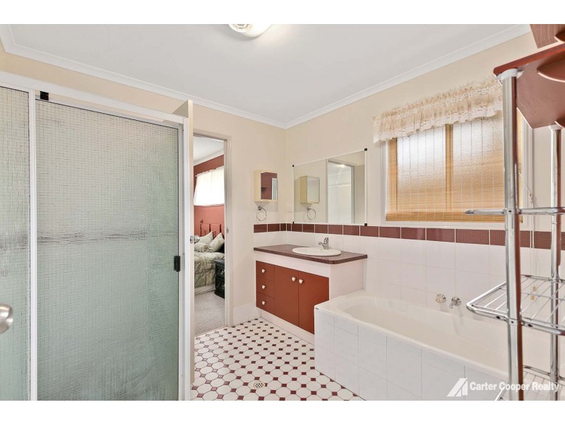 120 Snapper Street, Kawungan QLD 4655