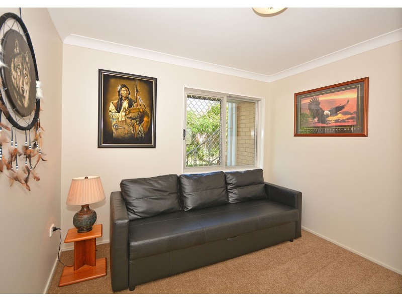 10 Parraweena Court, Point Vernon QLD 4655