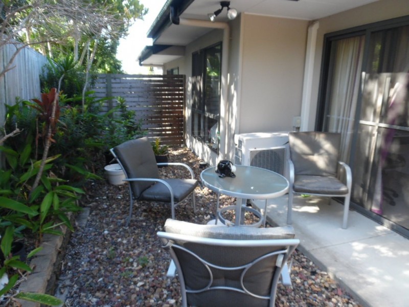 2/185 Torquay Road, Scarness QLD 4655