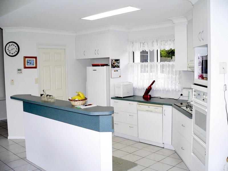 27 Royal Drive, Kawungan QLD 4655