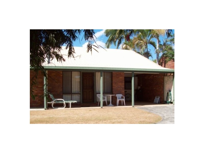 Unit 4/12  Denman Camp Road, Scarness QLD 4655