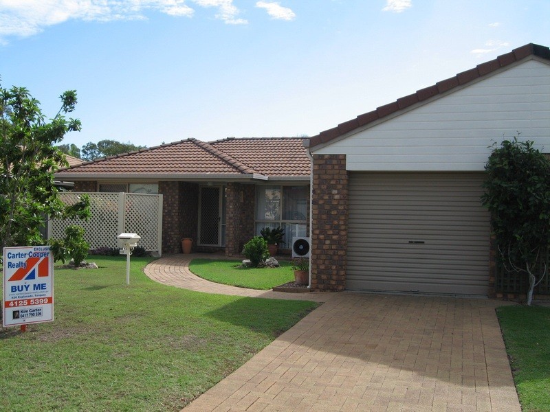 13 Woodland Close, Torquay QLD 4655