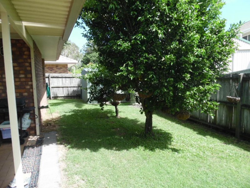 13 Woodland Close, Torquay QLD 4655