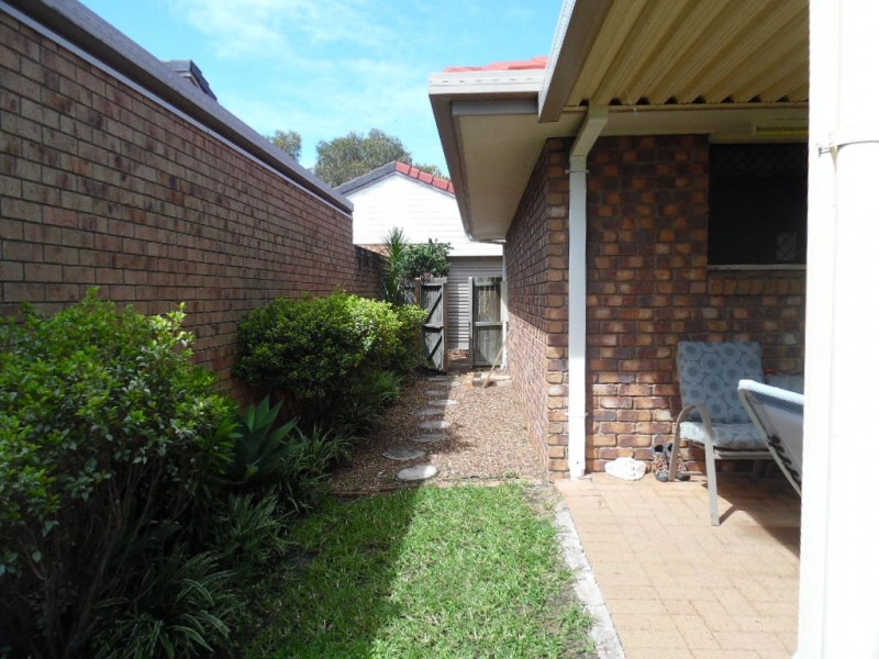 13 Woodland Close, Torquay QLD 4655