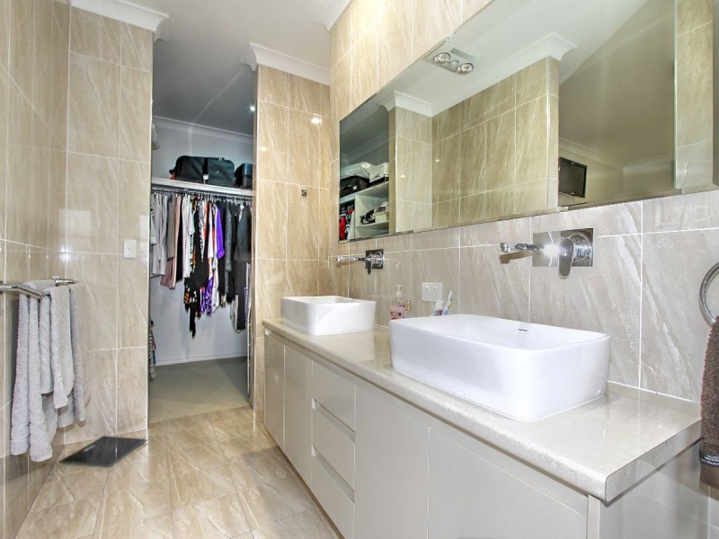53 Royal Drive, Kawungan QLD 4655