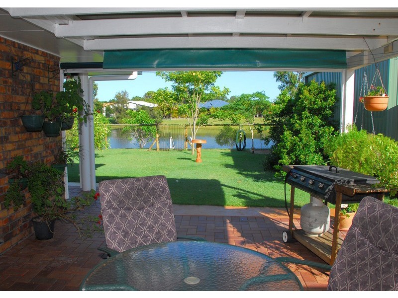 23 Lido Parade, Urangan QLD 4655