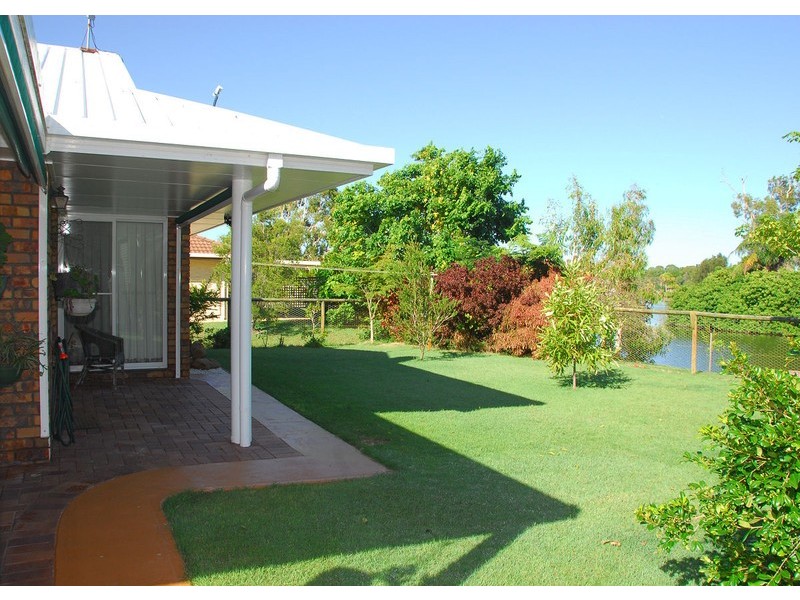 23 Lido Parade, Urangan QLD 4655