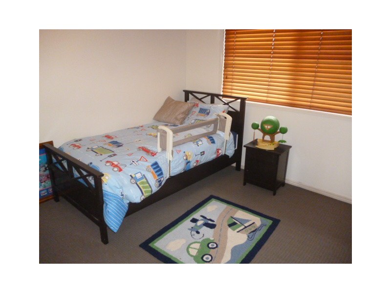 2 Haupt Avenue, Pialba QLD 4655