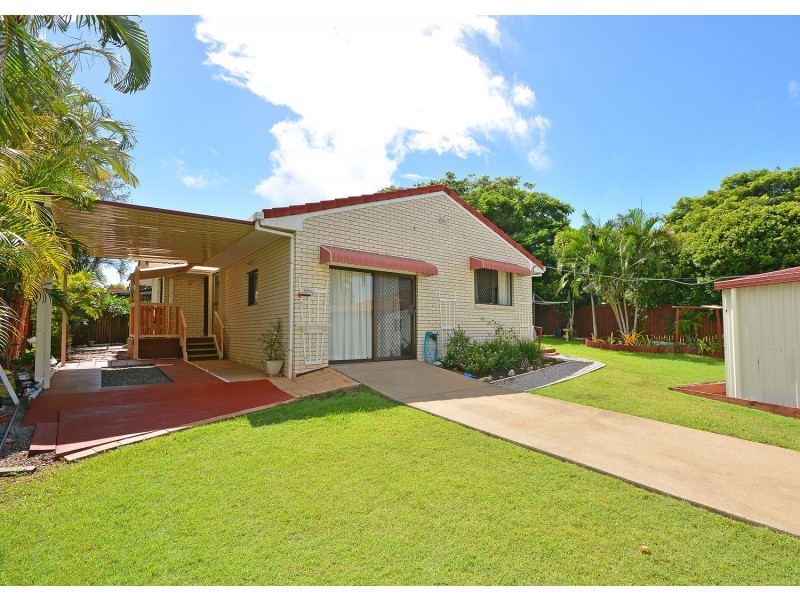 8 Maureen Court, Point Vernon QLD 4655