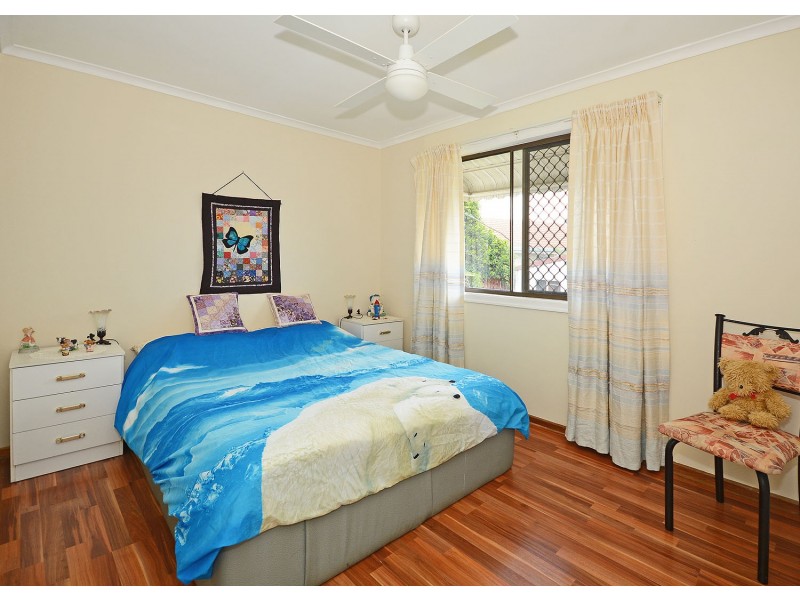 8 Maureen Court, Point Vernon QLD 4655