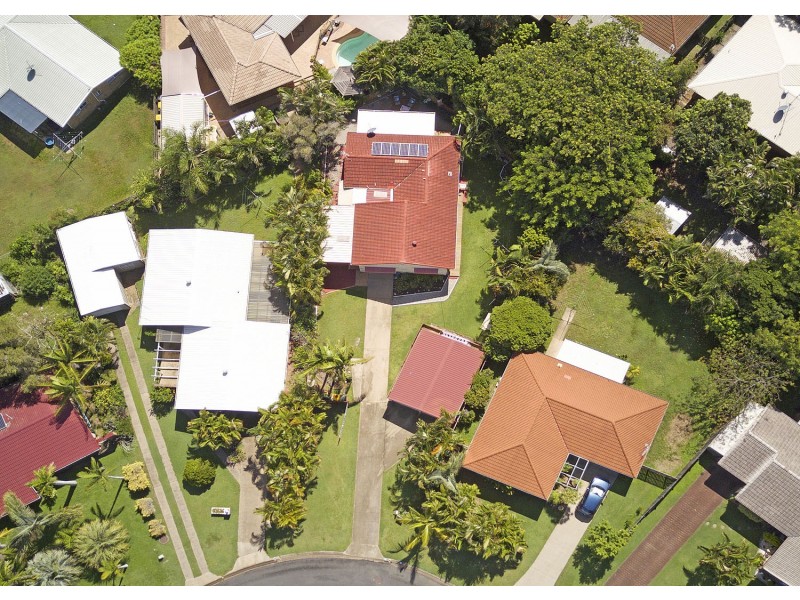 8 Maureen Court, Point Vernon QLD 4655