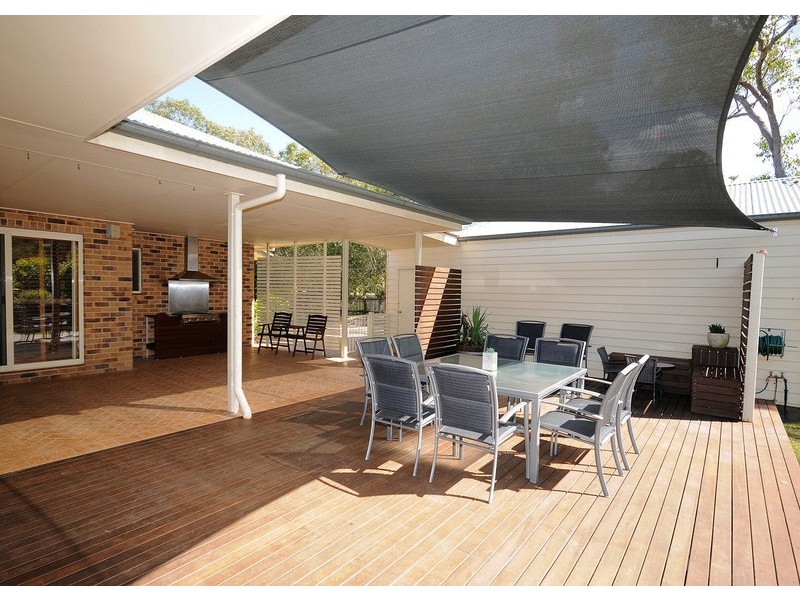 5 Windemere Road, Wondunna QLD 4655