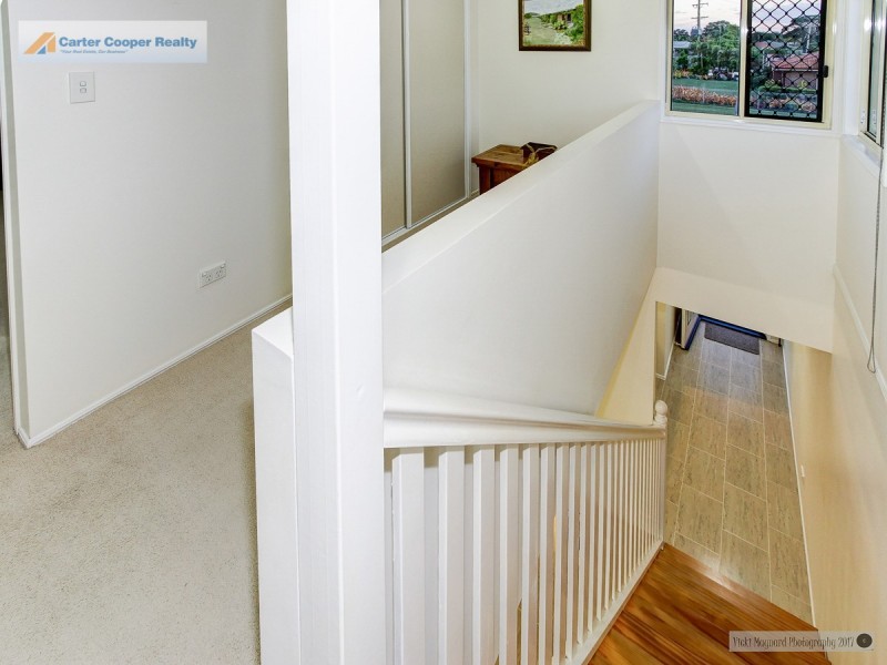 42 Vanda Street, Urangan QLD 4655