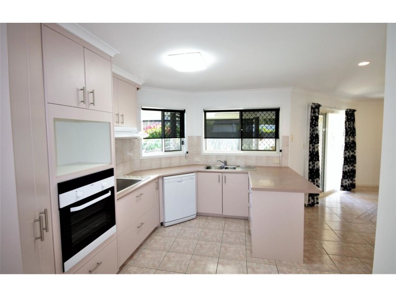 46 Ann Street, Torquay QLD 4655