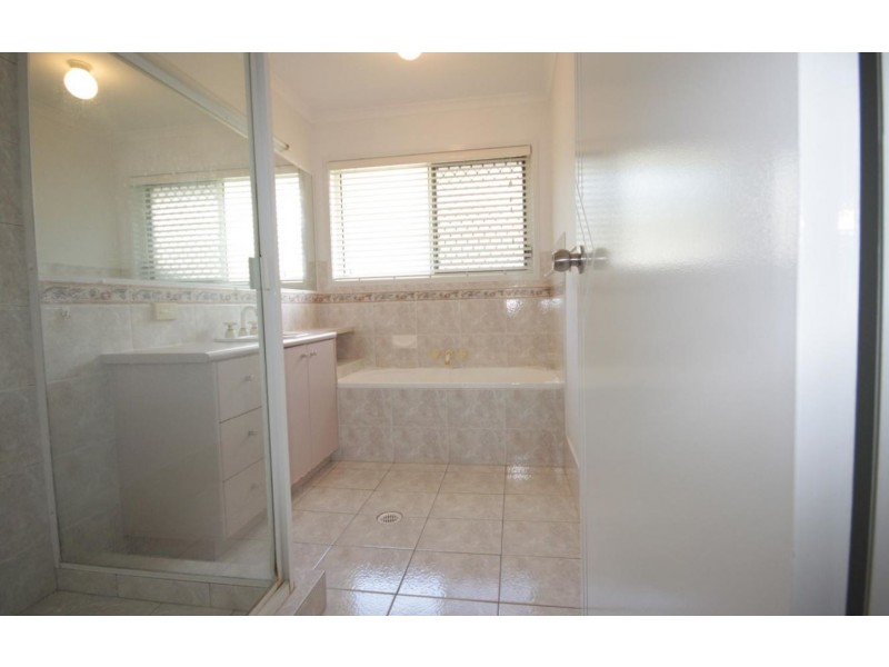 46 Ann Street, Torquay QLD 4655
