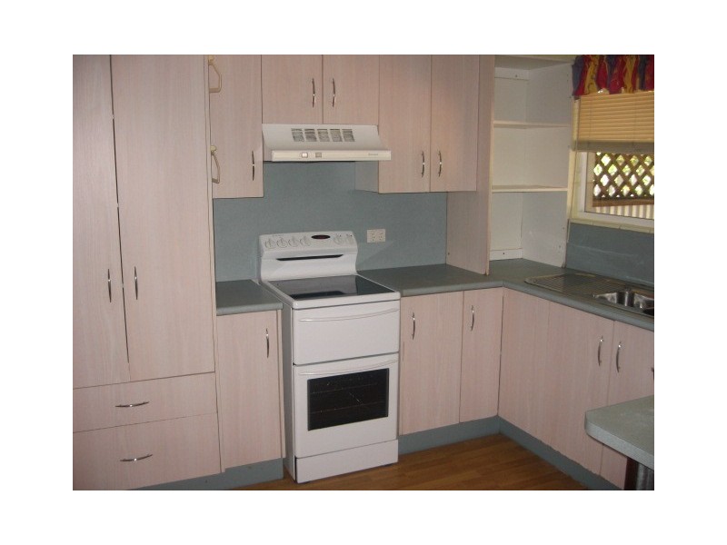 745 Boat Harbour Drive, Urangan QLD 4655