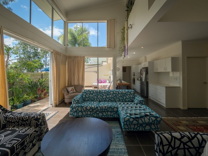 4/71 Elizabeth Street, Urangan QLD 4655