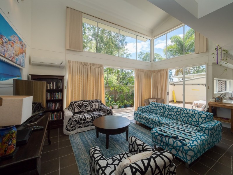 4/71 Elizabeth Street, Urangan QLD 4655