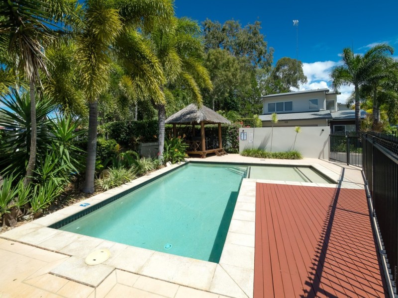 4/71 Elizabeth Street, Urangan QLD 4655