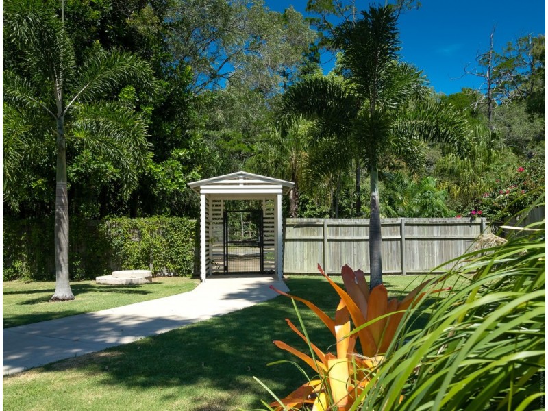 4/71 Elizabeth Street, Urangan QLD 4655