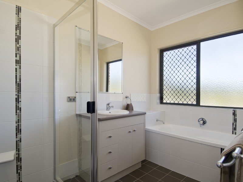 1438 Booral Road, Sunshine Acres QLD 4655