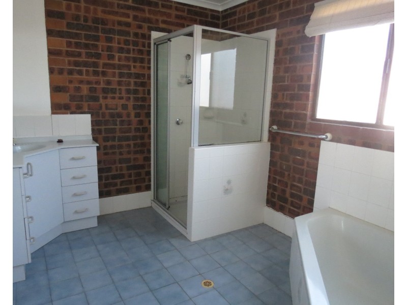 14 Jacobsen Outlook, Urraween QLD 4655