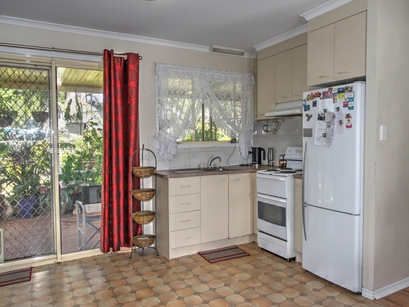 757 Boat Harbour Drive, Urangan QLD 4655