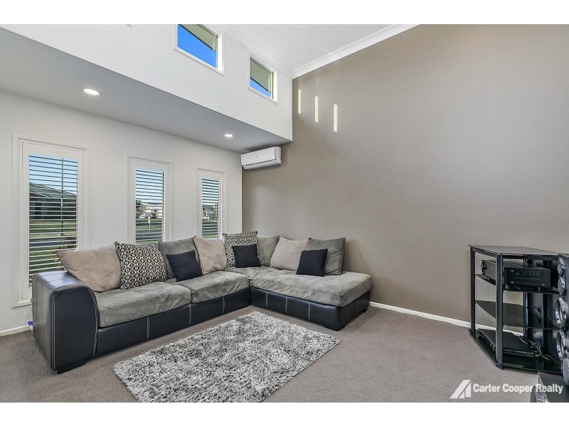 1 Seahaven Circuit, Point Vernon QLD 4655
