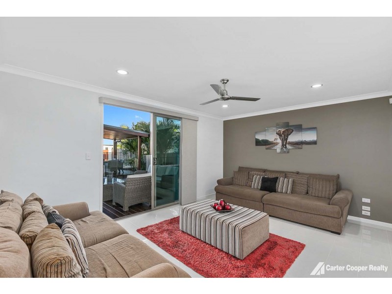 1 Seahaven Circuit, Point Vernon QLD 4655