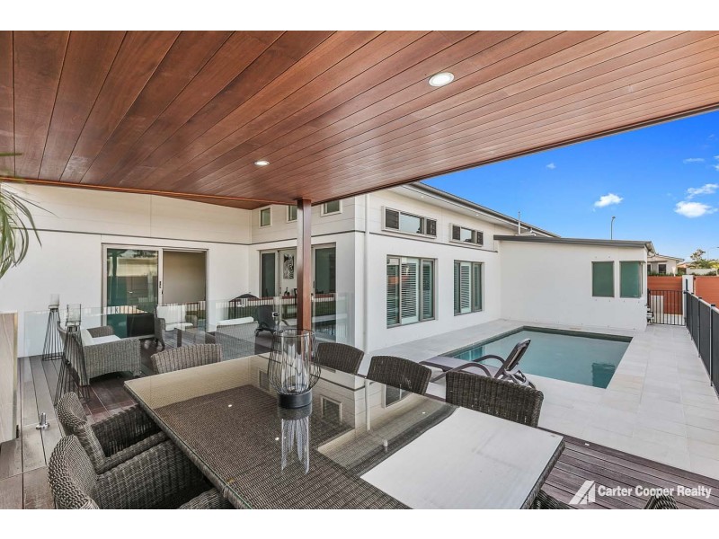 1 Seahaven Circuit, Point Vernon QLD 4655