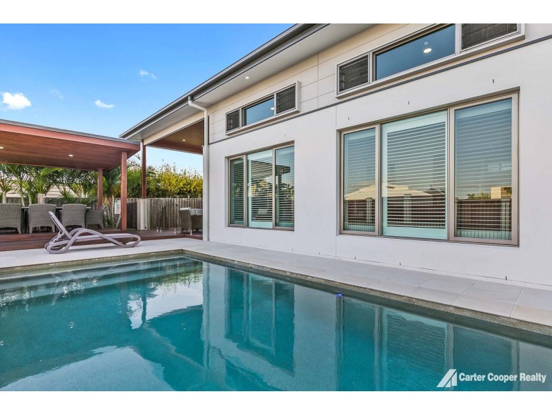 1 Seahaven Circuit, Point Vernon QLD 4655