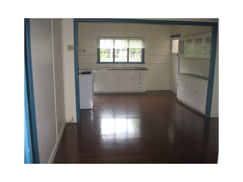 3 Bell Street, Point Vernon QLD 4655