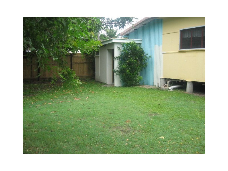 3 Bell Street, Point Vernon QLD 4655
