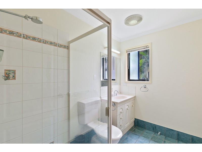 21 Faye Avenue, Scarness QLD 4655