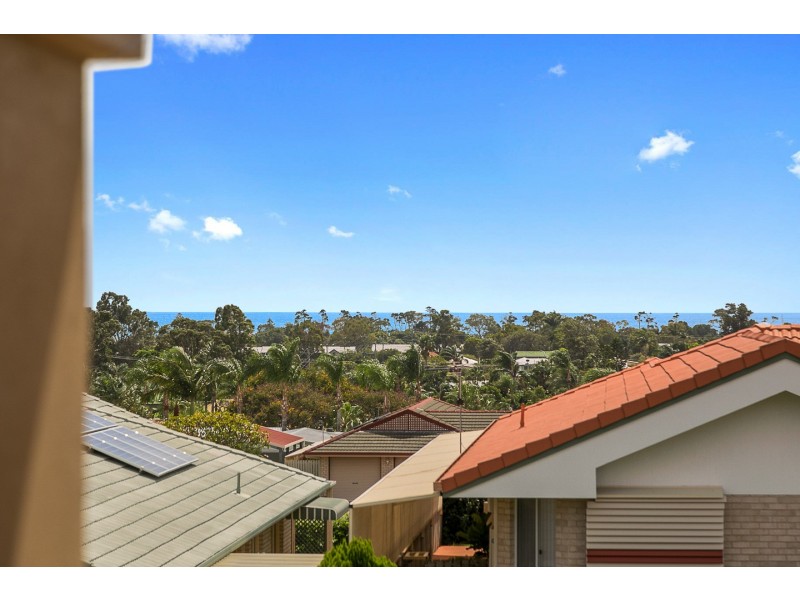 21 Faye Avenue, Scarness QLD 4655