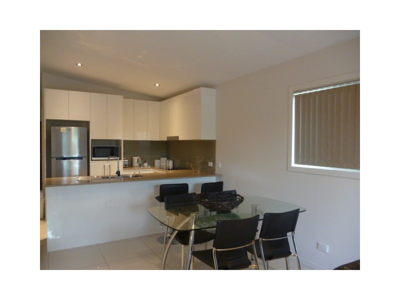 11/138 Cypress Street, Urangan QLD 4655