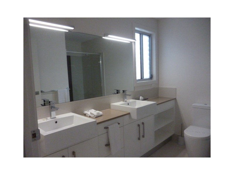 11/138 Cypress Street, Urangan QLD 4655