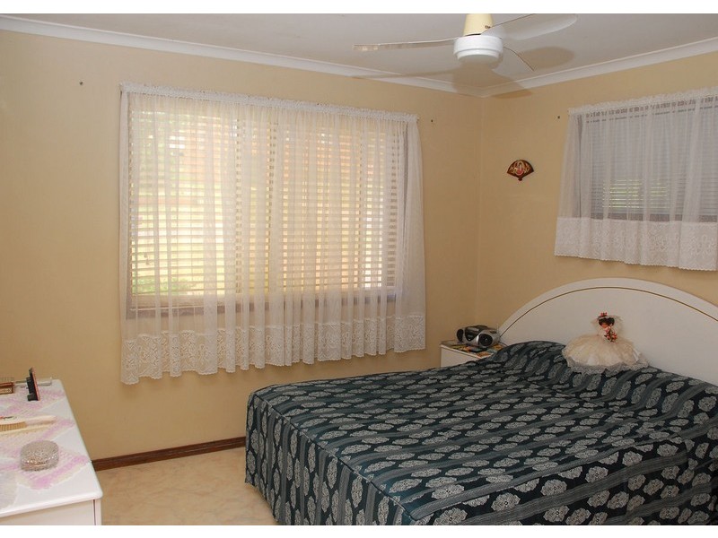 10 Byron St, Scarness QLD 4655